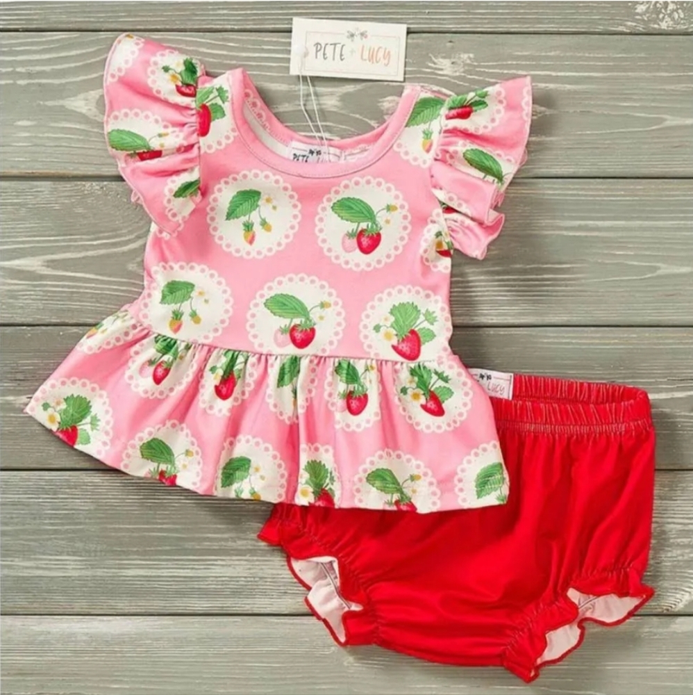 New Baby Girl Clothes Set Summer Strawberries Size 9-12 Months